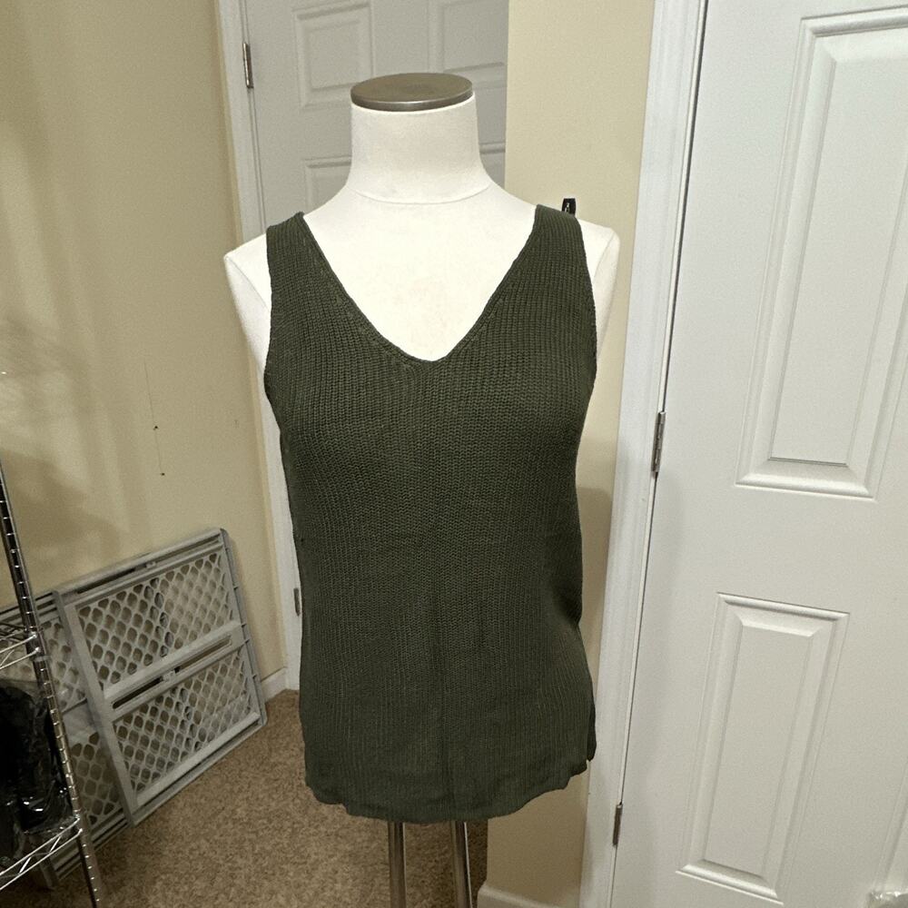 YEXIPO Women's Green Solid Knit V-Neck Sleeveless Sweater Vest M